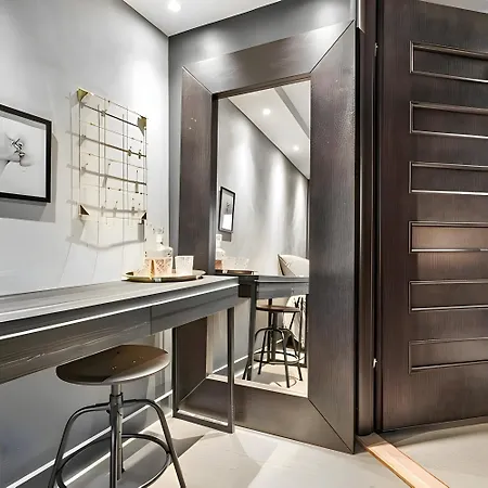 Roomsly I 1889 Building Near Bryggen Bergen